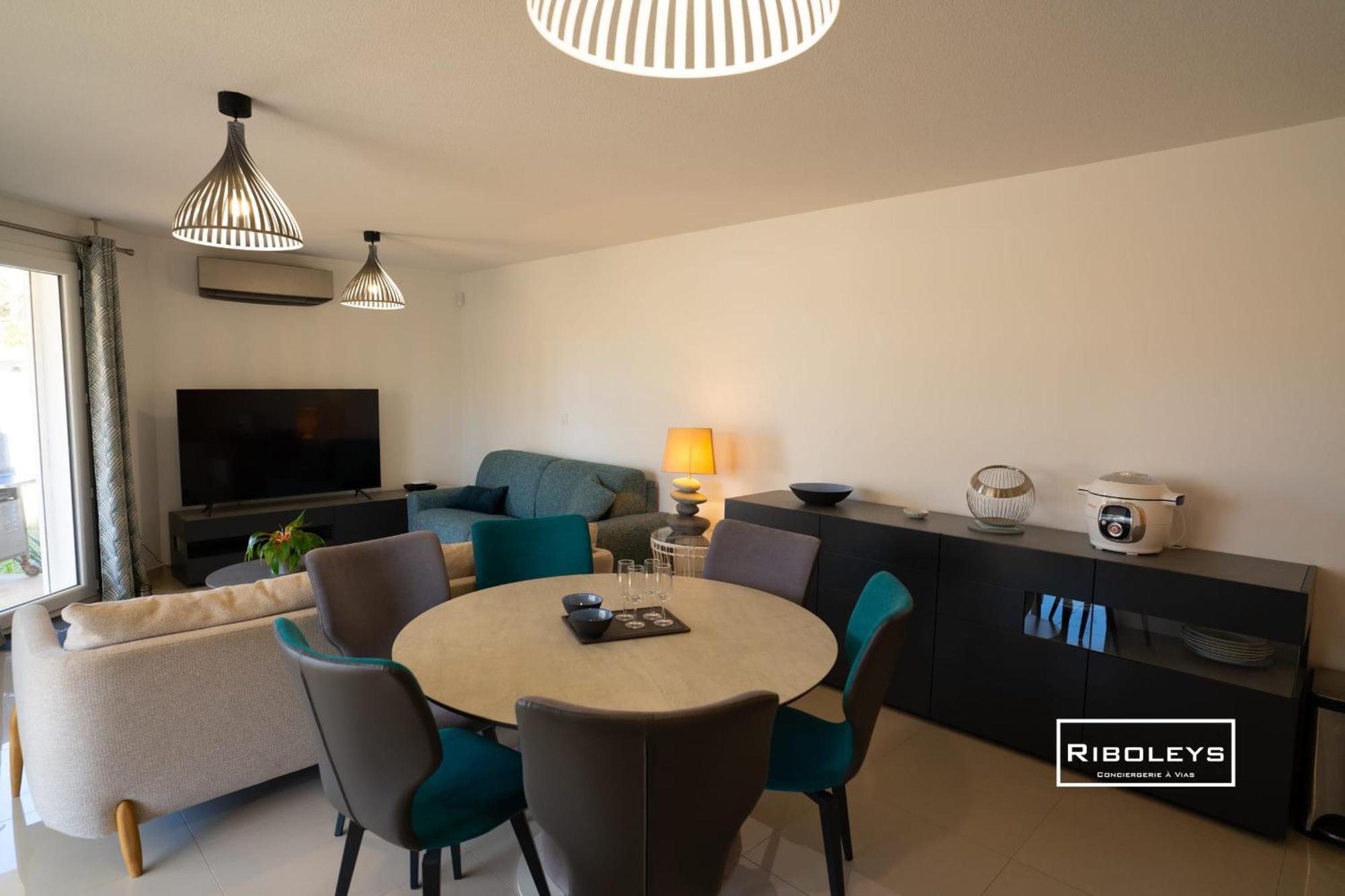 Grand T3 Neuf Climatise Avec Wifi A 100M De La Plage فيا المظهر الخارجي الصورة