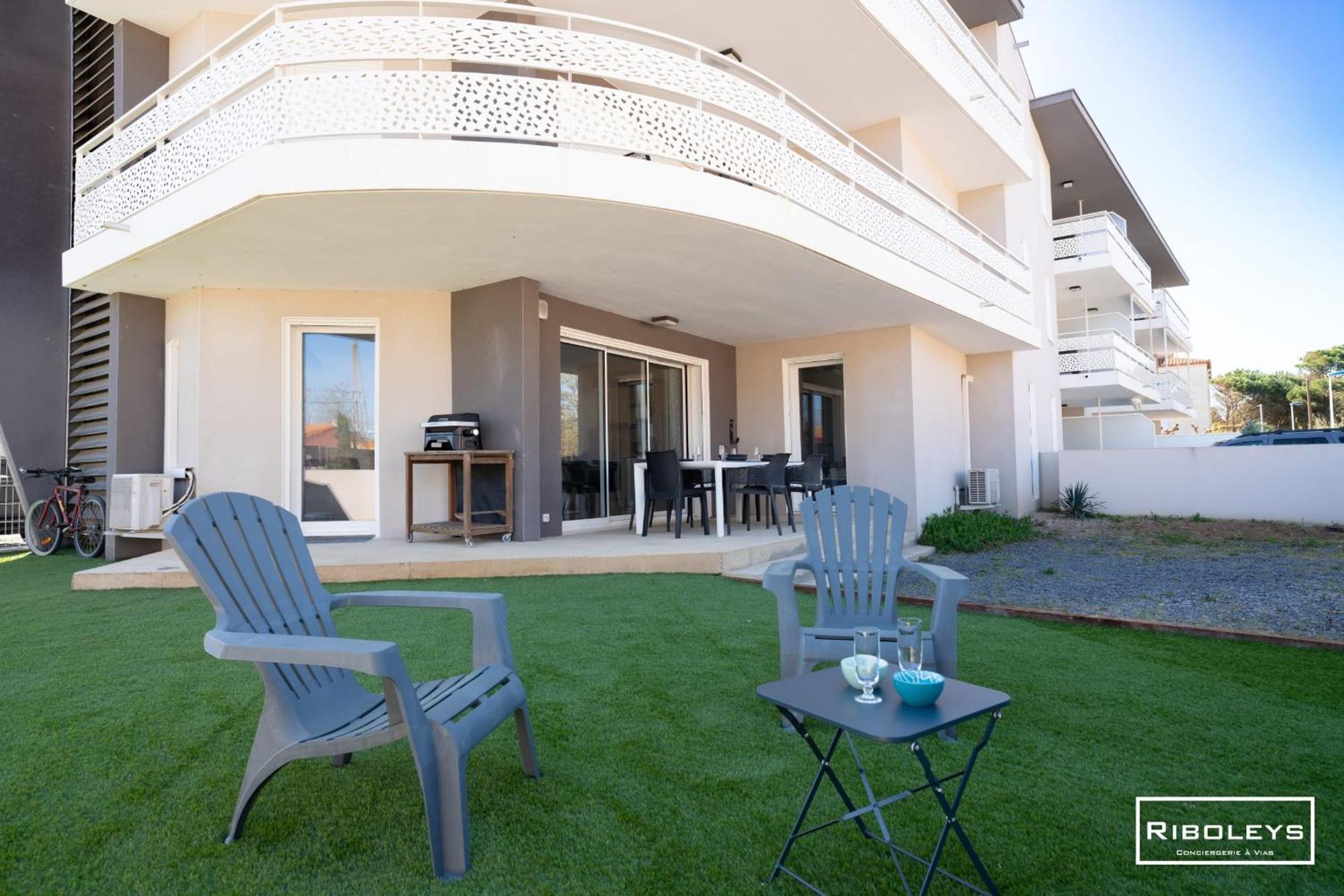 Grand T3 Neuf Climatise Avec Wifi A 100M De La Plage فيا المظهر الخارجي الصورة